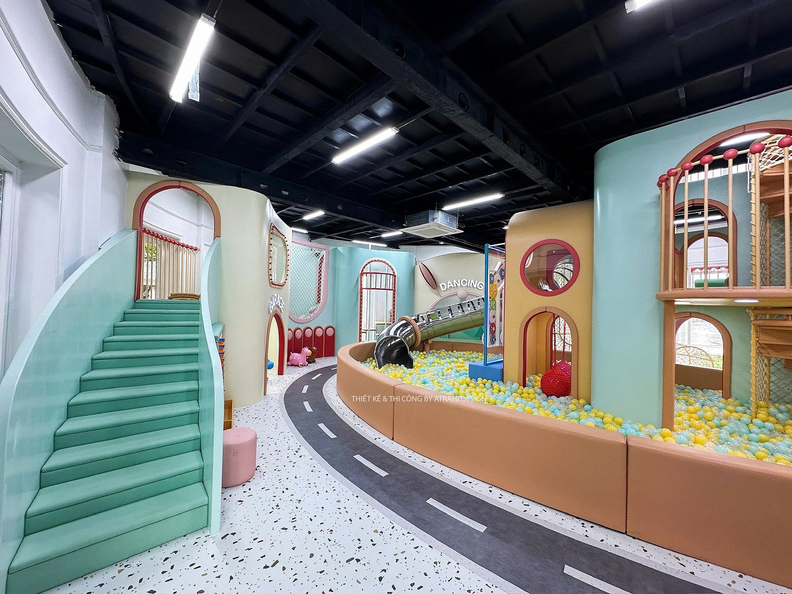 Thiết Kế & Thi Công Văn Phòng