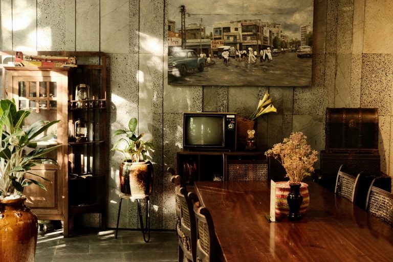 Ký ức đậm chất Nam Bộ xưa tại Cafe Cô Ba Đồng Khởi 1