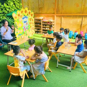 Trường mầm non song ngữ Hooray (Quận 3 - HCM)