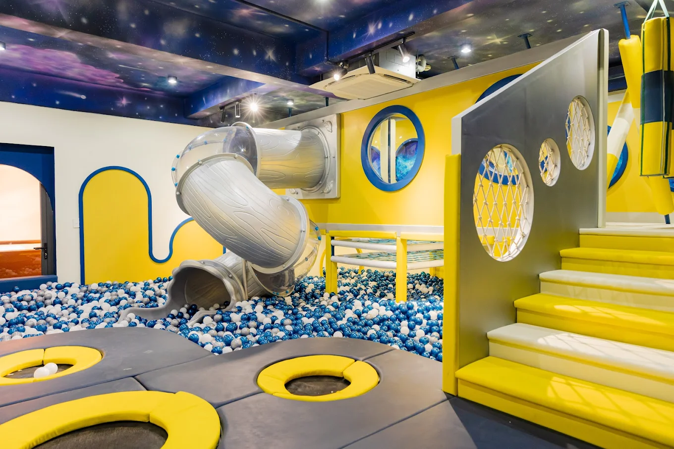 Màu Sắc Ánh Sáng Khu Vui Chơi Trẻ Em – Bí Quyết Tạo Không Gian Vui Chơi Hấp Dẫn 03